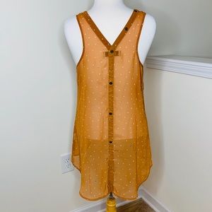 Decree Tops - π5 for $25π Decree Polka Dot Top Decree Tops - π5 for $25π Decree Polka Dot Top